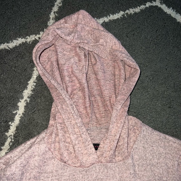 Girls ❤️❤️❤️ Light Dusty Pink Pullover Hoodie Size 10/12 - Picture 3 of 6